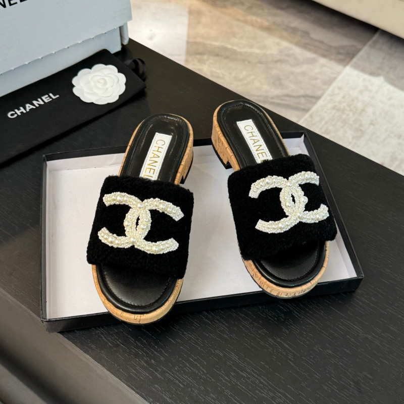 Ch*el slippers